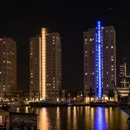 1 Bedroom In The Center Of Роттердам