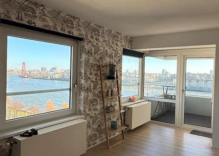 1 Bedroom In The Center Of *